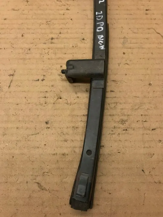 OEM ROC1460 Garniture Vitre Porte Avant Droite image 5