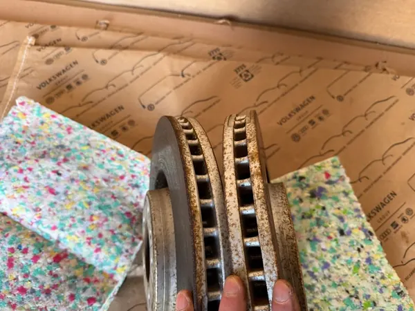 Discos de Freio Dianteiros AUDI A6 A7 C7 3.0 TDI OEM 4G0615301A image 4