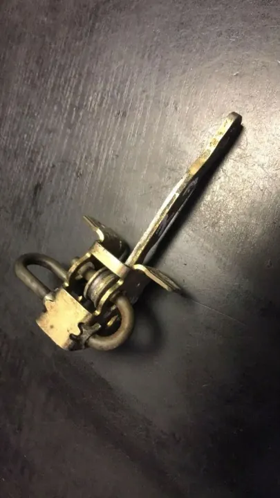 Butée de porte BMW Z3 OEM 8397709 - État utilisé image 2