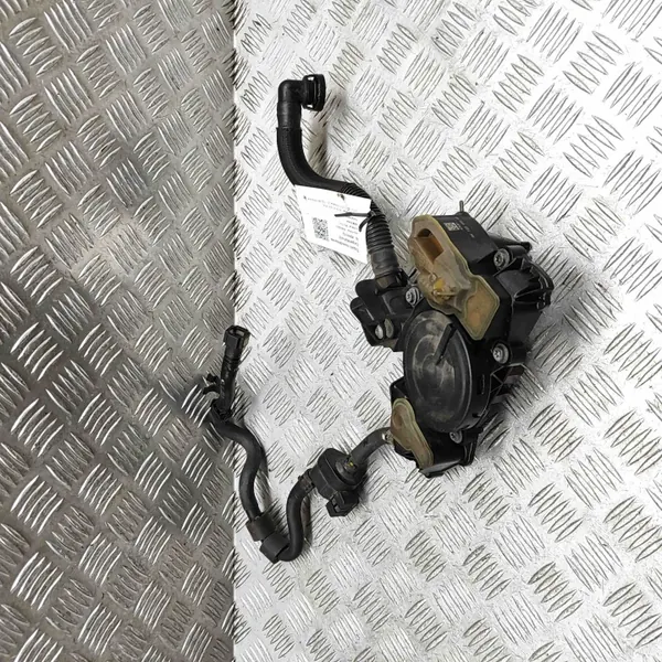 Öljyerotin OEM 06K103226A Audi A3 2.0L:lle image 2
