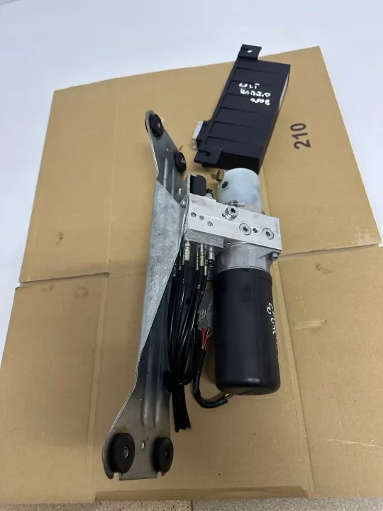 Mitsubishi Colt CZ3 kattopumppu OEM 0280161 image 7