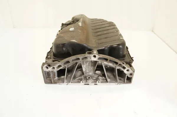 Oljepanna VW Jetta Passat B7 Golf 1.8 2.0 TSI image 3