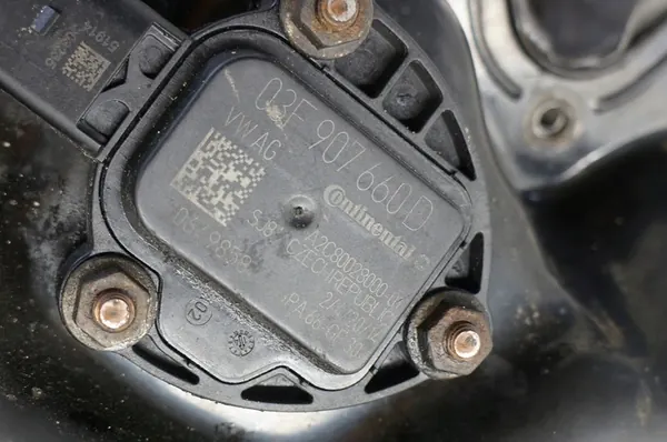 Oljepanna VW Jetta Passat B7 Golf 1.8 2.0 TSI image 6