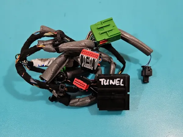 Johdotus Asennus Jaguar XF II X260 image 2