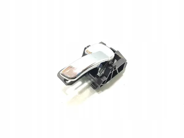 Nissan Qashqai Etuoven Sisäkahva 2007 OEM image 2