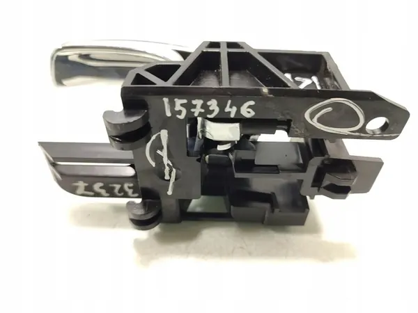 Nissan Qashqai Etuoven Sisäkahva 2007 OEM image 7