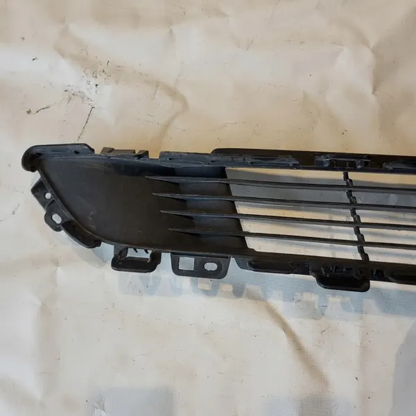 TESLA Y Griglia centrale paraurti anteriore 1493759-00-A image 6