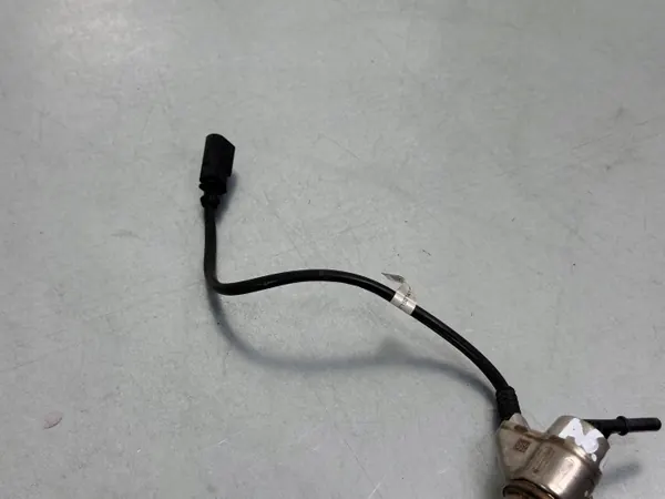AdBlue-injector Audi VW 3.0TDI OEM 4G0131113C image 3