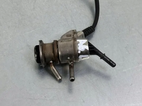 AdBlue-injector Audi VW 3.0TDI OEM 4G0131113C image 5