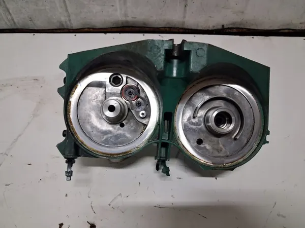 Base de Filtre à Carburant OEM 23874834 pour Camions image 4
