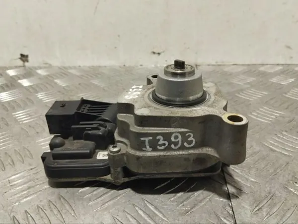 Moteur réducteur Maserati Levante 2019 OEM 670105823 image 2