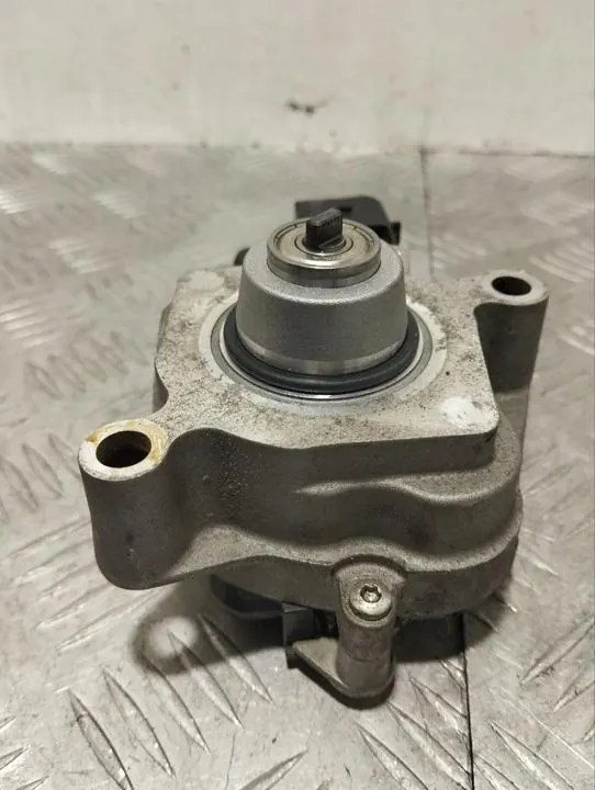 Moteur réducteur Maserati Levante 2019 OEM 670105823 image 3