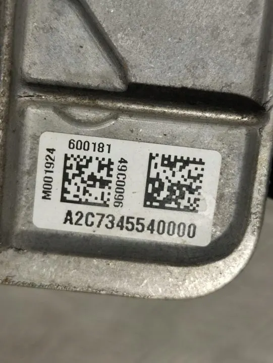 Moteur réducteur Maserati Levante 2019 OEM 670105823 image 7