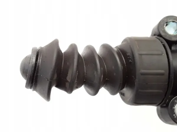 Mazda OE D65141920B Kupplungsaktuator - Gebraucht image 5