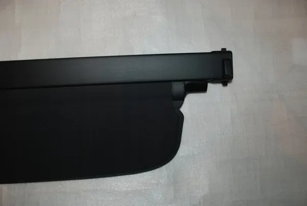Volvo V60 II Cortina de Porta-Malas Preto OEM 31462676 image 3