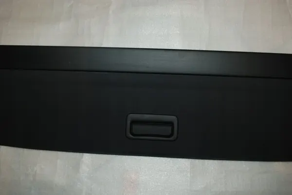 Volvo V60 II Cortina de Porta-Malas Preto OEM 31462676 image 4