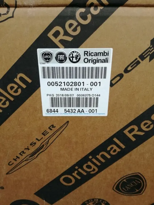Condensador AC Fiat Tipo 2017 OEM 0052102801 image 3