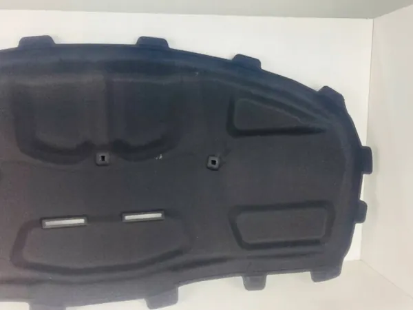 Isolation de capot Audi A5 F5 8W 2.0TFSI OEM 8W6863825B image 4