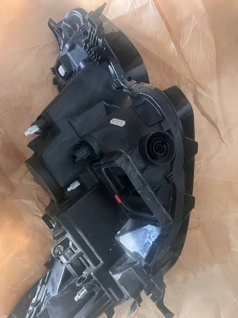 Vasen Etuvalaisin Renault Megane IV 260607159R image 7