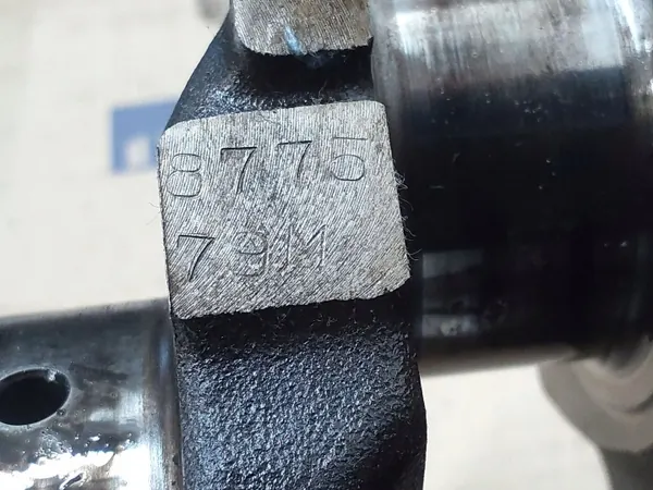 Toyota Kampiakseli OEM 1341117011 - Käytetty image 5