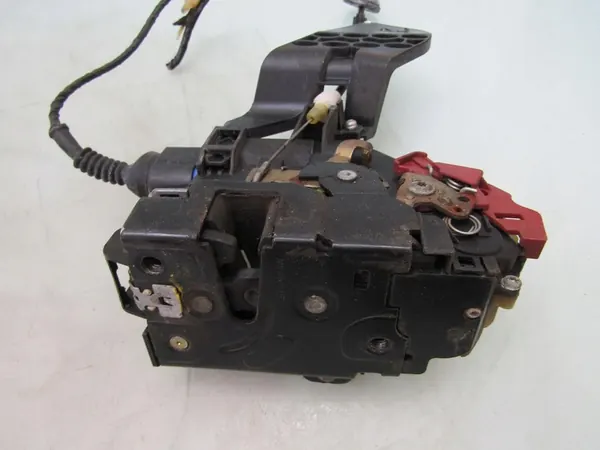 CAYENNE I 04R Rechte Vordertürschloss image 4