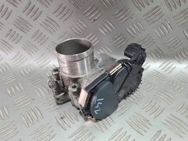 Papillon d'air OEM 55565489 pour Opel Astra J 1.4 Turbo image 2