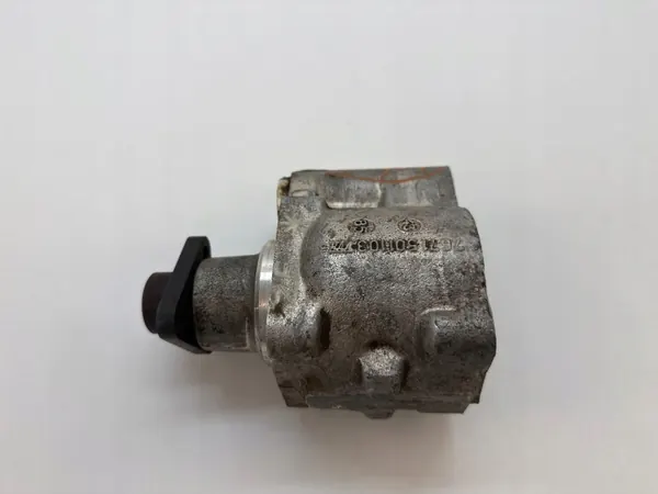 Pompe de direction assistée Audi OE d'occasion OEM 7671955140 image 4