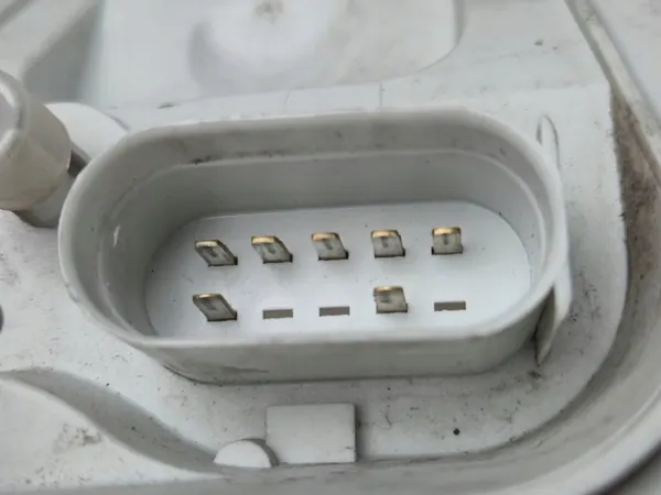 Insert faro trasero Audi A6 C6 OEM 436272R image 3