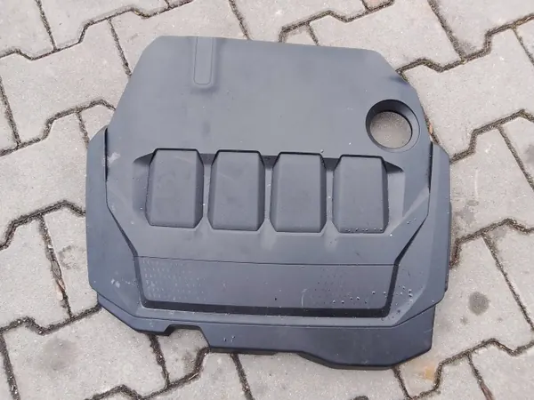 Moottorikansi VW TIGUAN II 2023 2.0 TDI OEM 05L103925E image 2