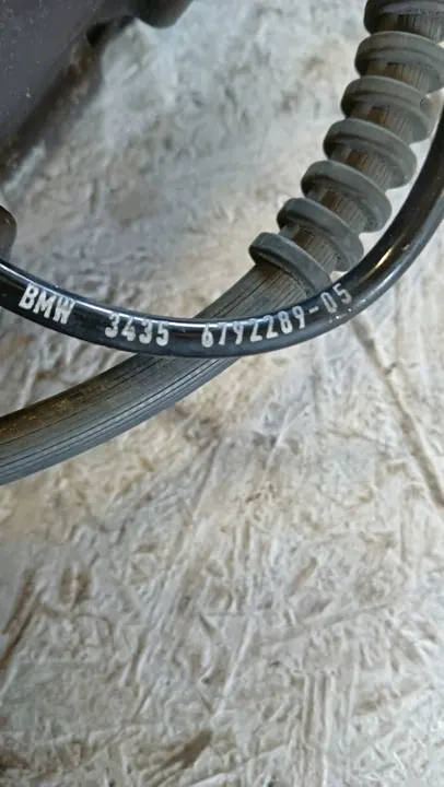 BMW F31 2.0D N47 Vasemman Etu Jarrusatula image 4