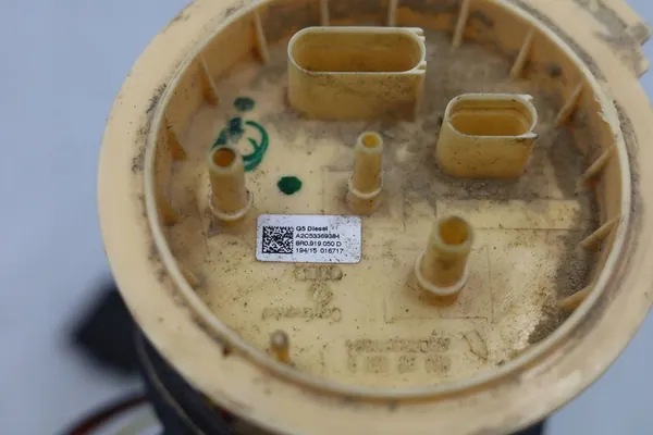 Bomba de combustível Porsche Cayenne Audi Q5 8R0919050D image 3