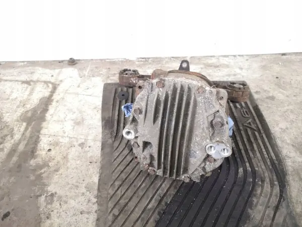 Lexus Bakaxel Differential OEM FRC20592 - Begagnad image 3