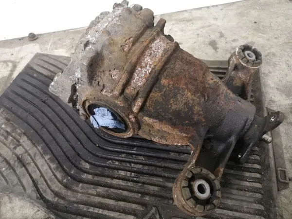 Lexus Bakaxel Differential OEM FRC20592 - Begagnad image 6