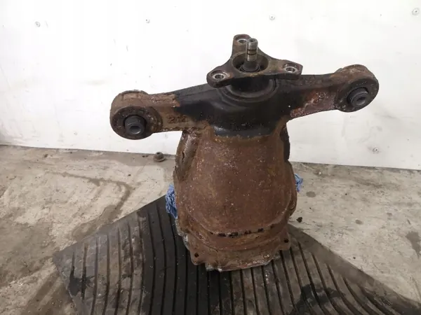 Lexus Bakaxel Differential OEM FRC20592 - Begagnad image 7