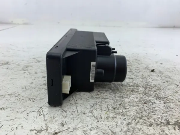 Pompe de verrouillage central Mercedes W210 OEM 2108000048 image 3