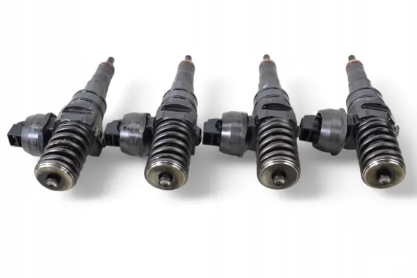 Pompe lave-glace OEM 038130073BN pour VW Polo 9N 1.4TDI image 6