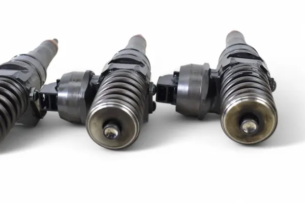 Pompe lave-glace OEM 038130073BN pour VW Polo 9N 1.4TDI image 8