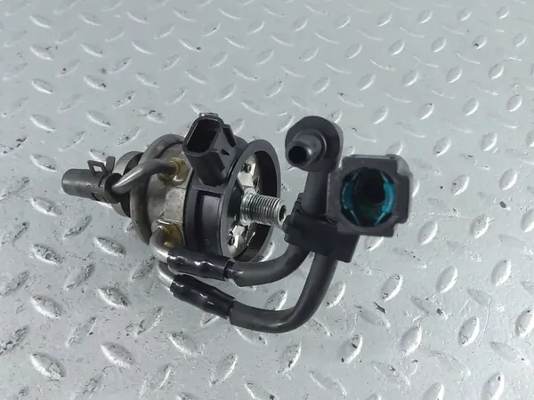 Bomba de combustível mecânica KIA Optima image 2