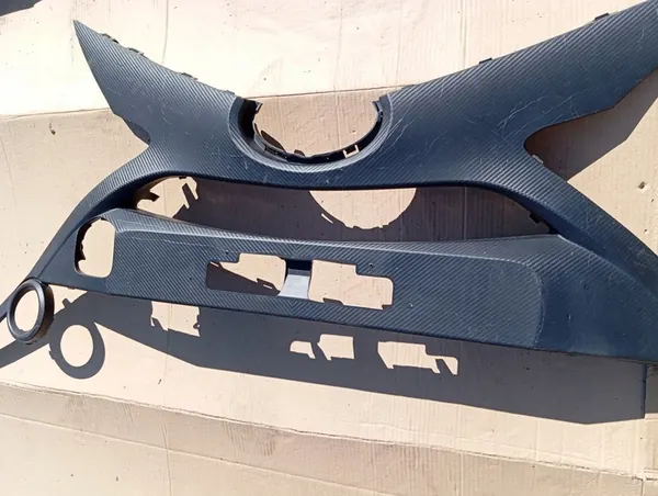 Griglia paraurti anteriore Toyota Aygo II 52112-0H010 image 8