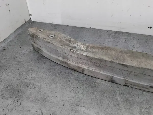 Etupuskuri Audi A6 C6 3.2 FSI image 3