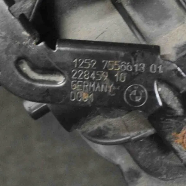 Imusarja BMW OE OEM 7556613 3-sarja E90:lle image 4