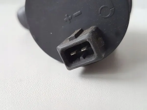 Vattenpump Solenoid Range Rover Vogue III 4.4d 6904541 image 7