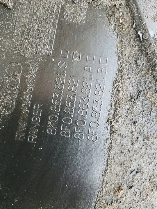 OEM OSŁONA POD SILNIK AUDI A5 8T 2.0 TFSI FHU PARTS image 4