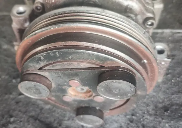 Compressore aria condizionata Subaru Impreza GD II 1.6 OEM image 2