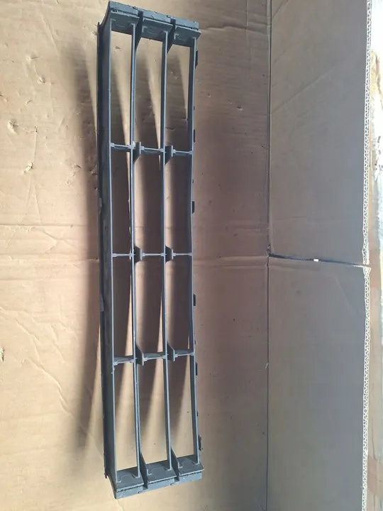 Etupuskuri Grilli Skoda Octavia II image 4