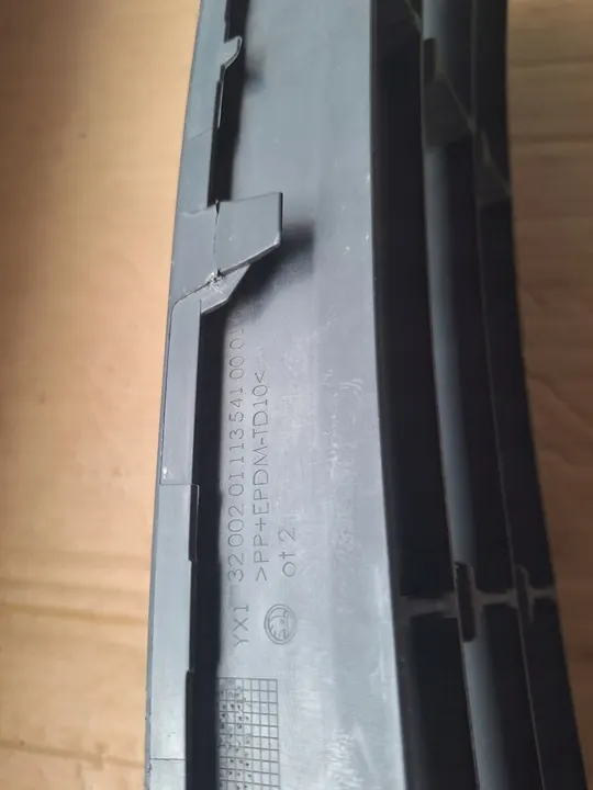 Etupuskuri Grilli Skoda Octavia II image 5