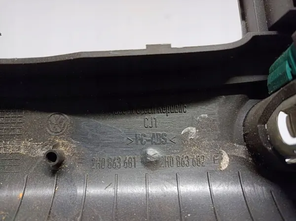 Center Panel Housing och Kontrollknappar VW Amarok image 5