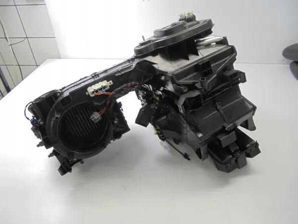 Calefactor OEM 2Q1816002CB para VW Polo VI image 2