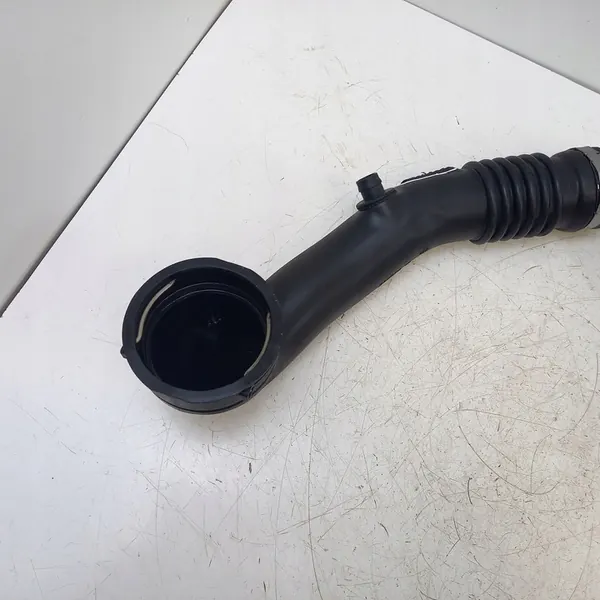 2012 BMW 6 F12 F13 Intercooler-Schlauch 13717582314 image 5