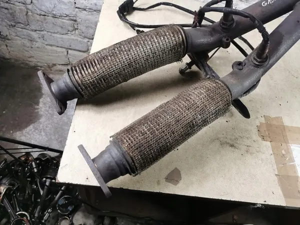 Coletor de escape VW Golf V Audi A3 8P G133 image 4